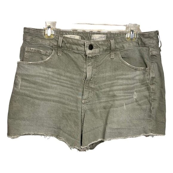 Universal Thread Gray Vintage Midi Distressed Jean Shorts (Womens 14) - Picture 1 of 5